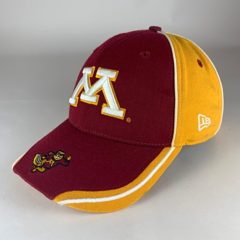 Minnesota Golden Gophers NCAA Vintage Maroon Gold New Era Strapback Hat